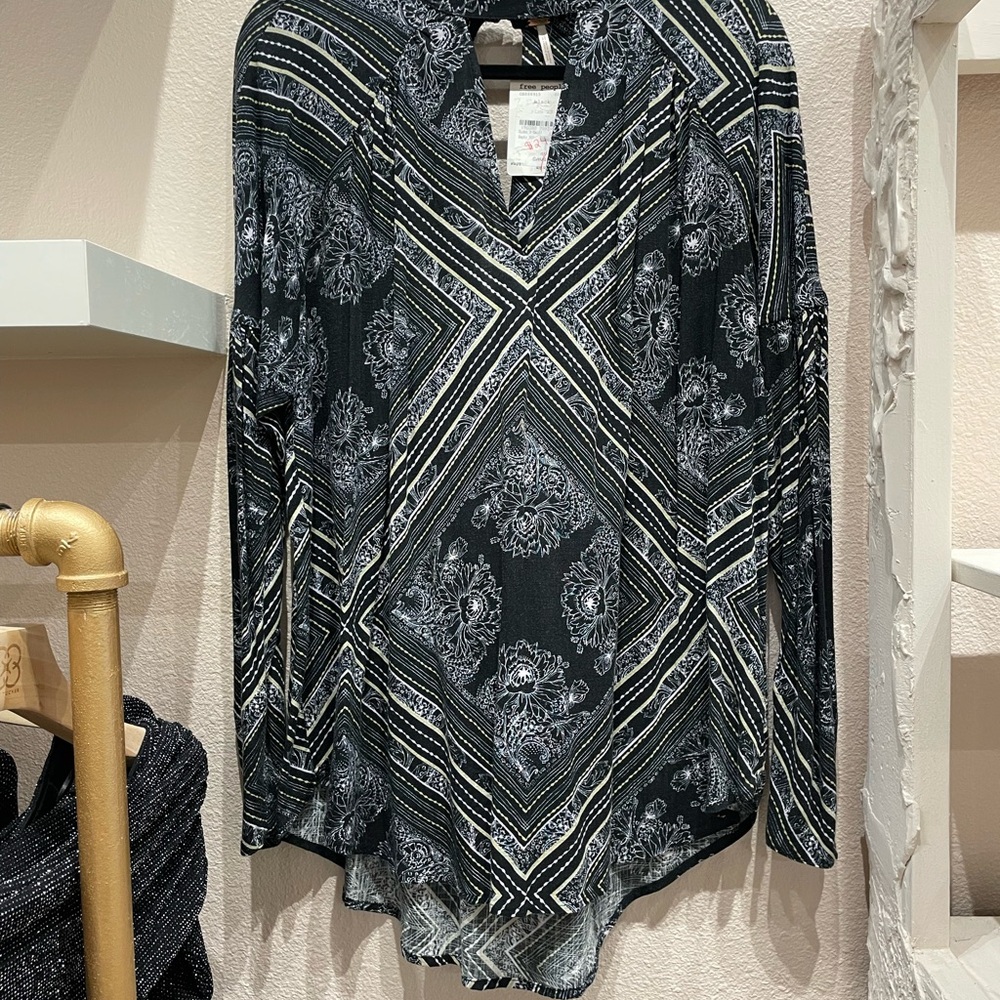 Floral Geometric Black and White Women's Top